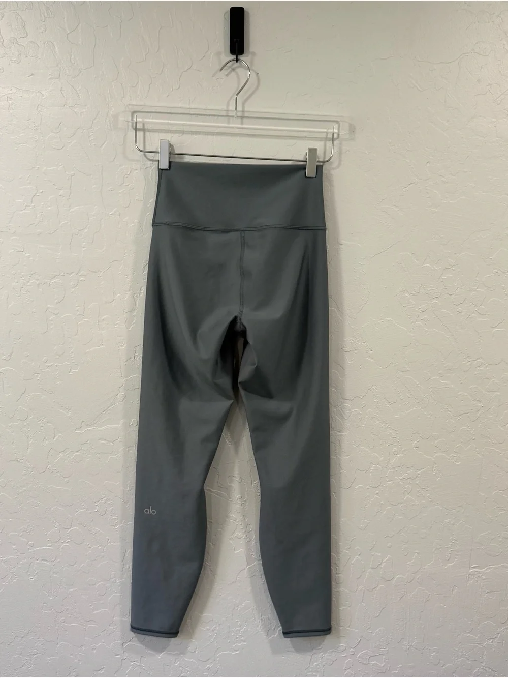 Alo Yoga High-Waist Airlift Legging‎ Full Length Size S